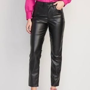 Old Navy High-Waisted O.G. Straight Faux-Leather
Ankle Pants - Size 8 Regular